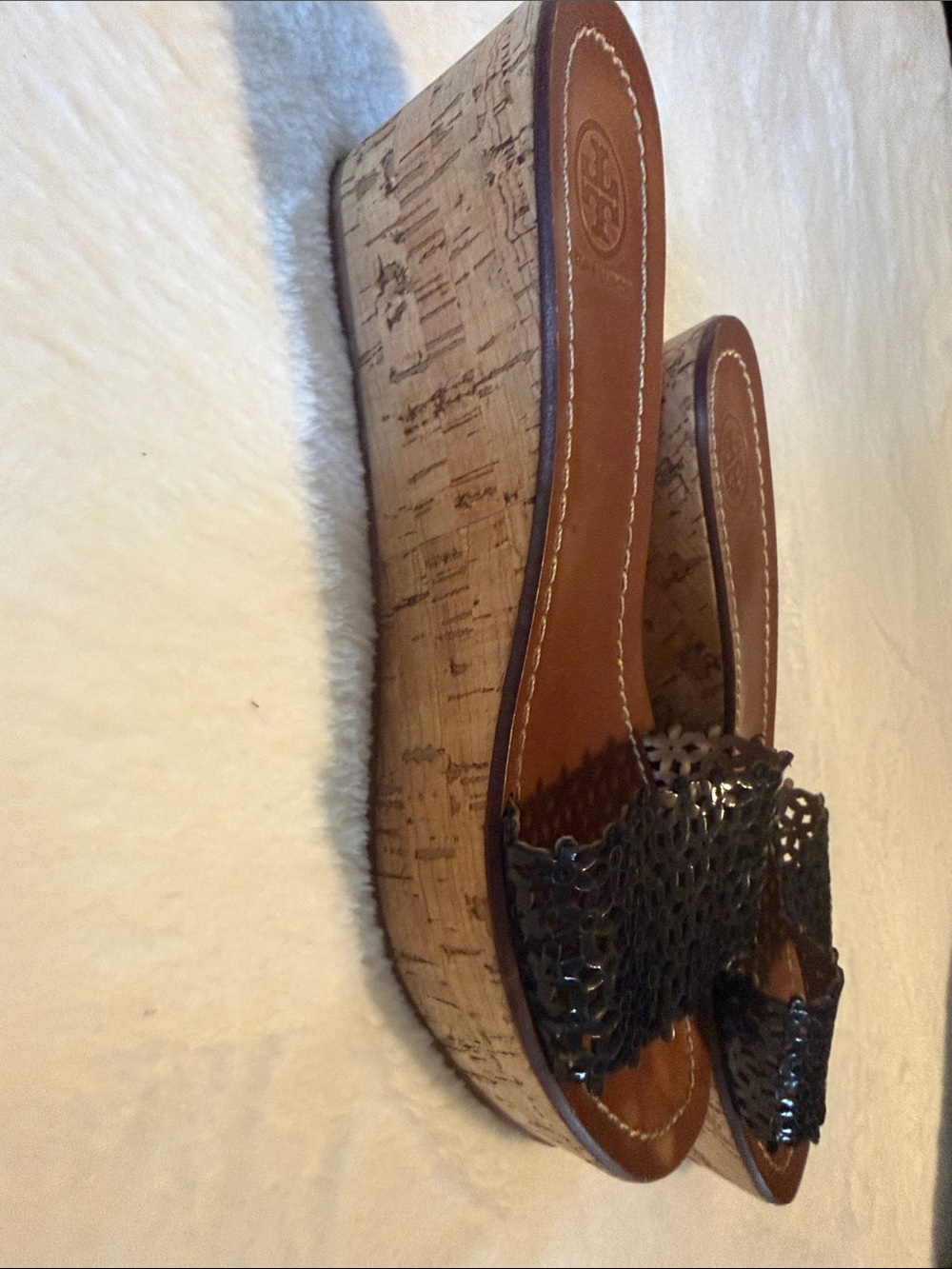 Tory Burch Cork and Brown Leather Slides with Black Patent Band - Picture 2 of 4
